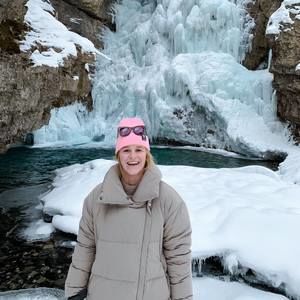 Meet your Posher, Elena